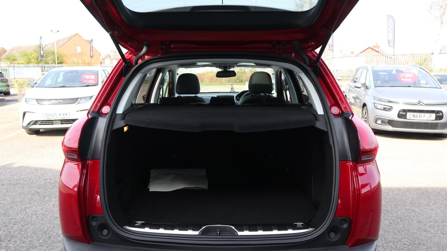 Used Peugeot 2008 2018 for sale - 77959935: Photo 19