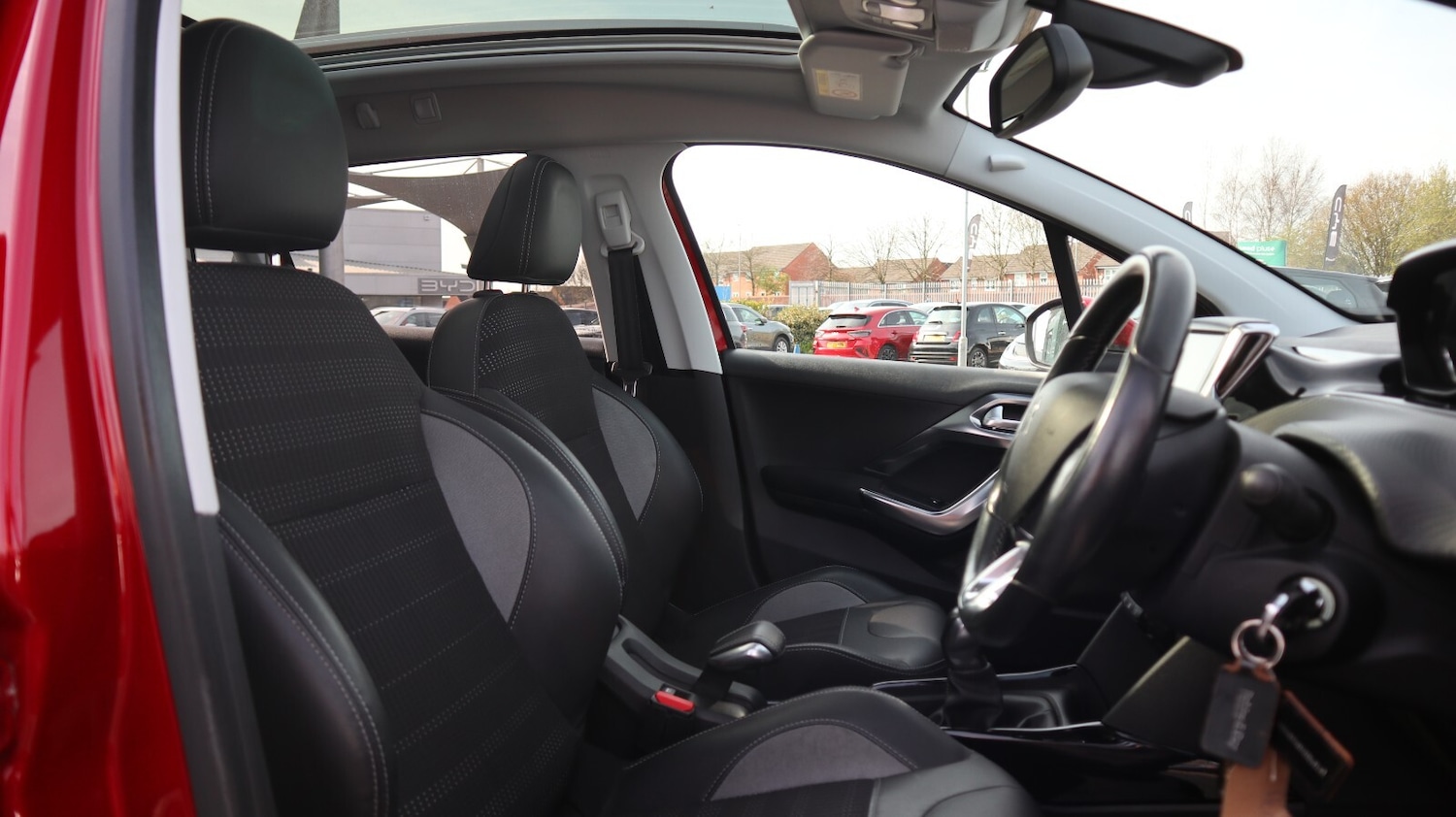 Used Peugeot 2008 2018 for sale - 77959935: Photo 20