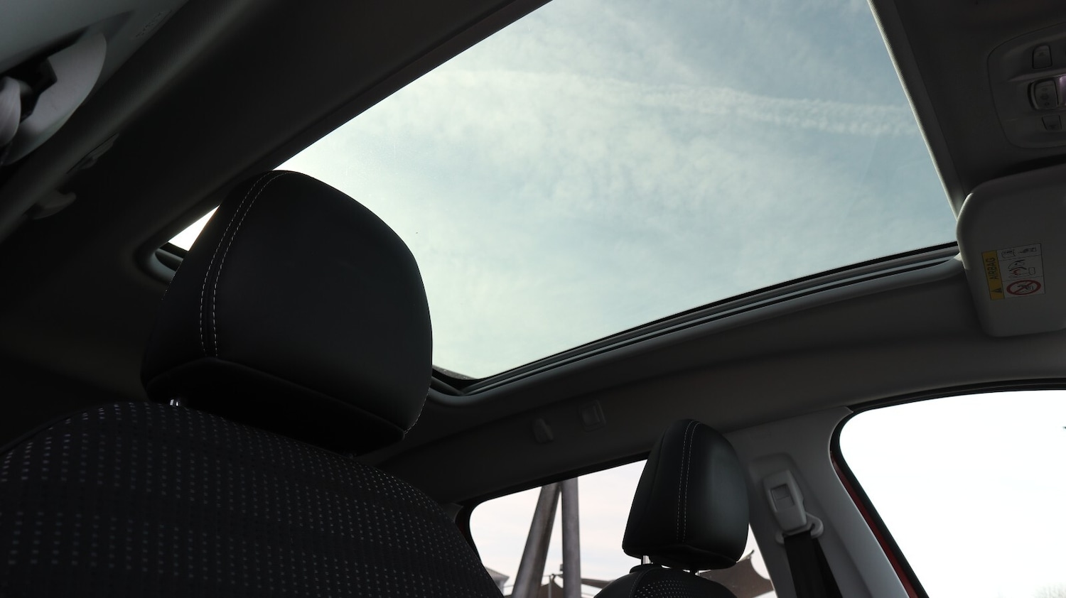 Used Peugeot 2008 2018 for sale - 77959935: Photo 37