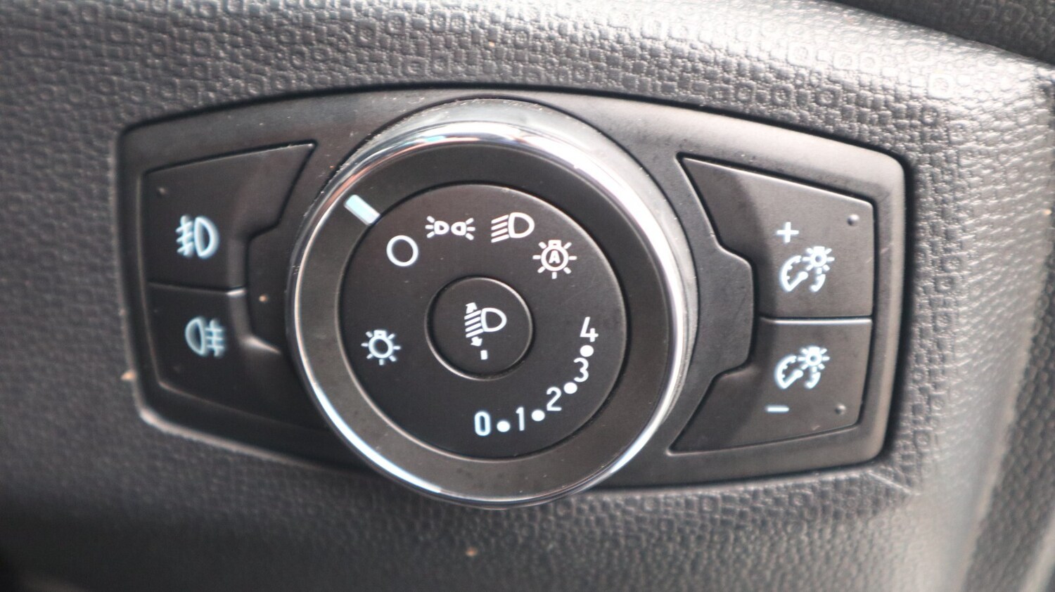 Used Ford Ecosport 2020 for sale - 77690818: Photo 39