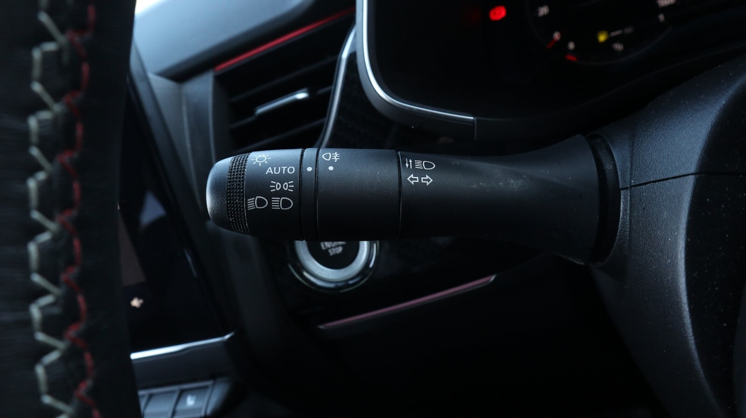 Used Renault Arkana 2023 for sale - 76818234: Photo 30