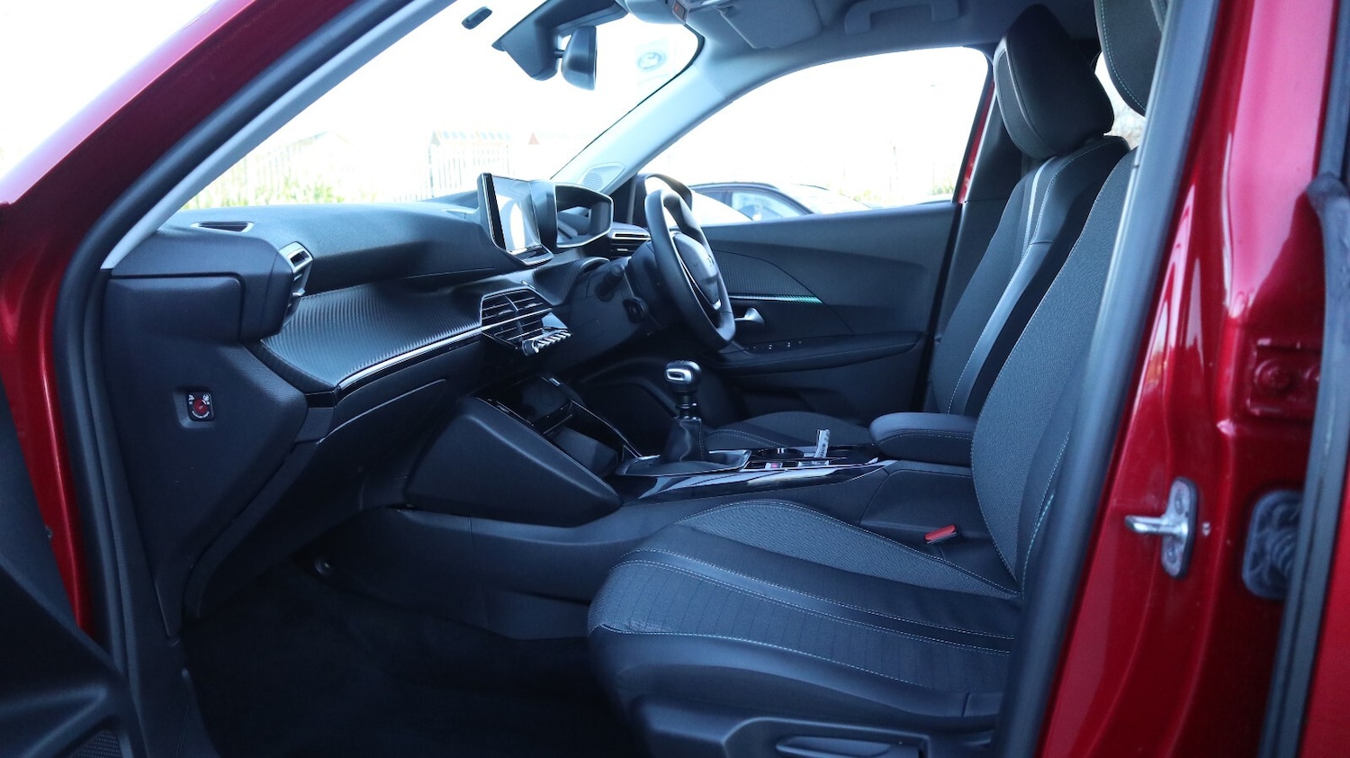 Used Peugeot 2008 2022 for sale - 76818154: Photo 24