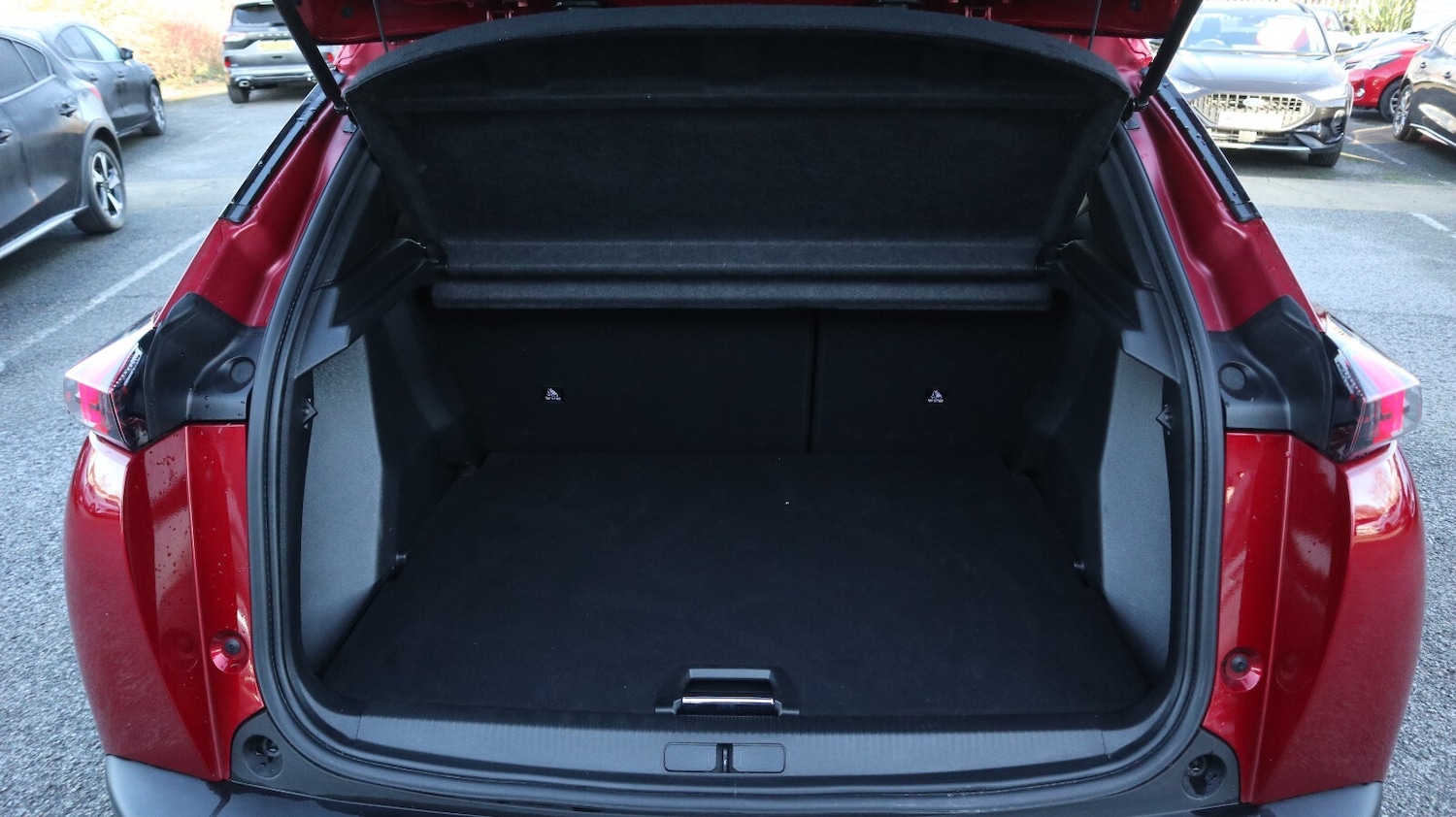 Used Peugeot 2008 2022 for sale - 76818154: Photo 27