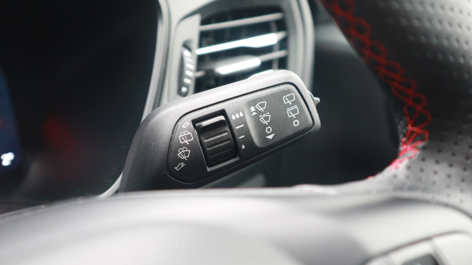 Used Ford Kuga 2024 for sale - 77115981: Photo 30