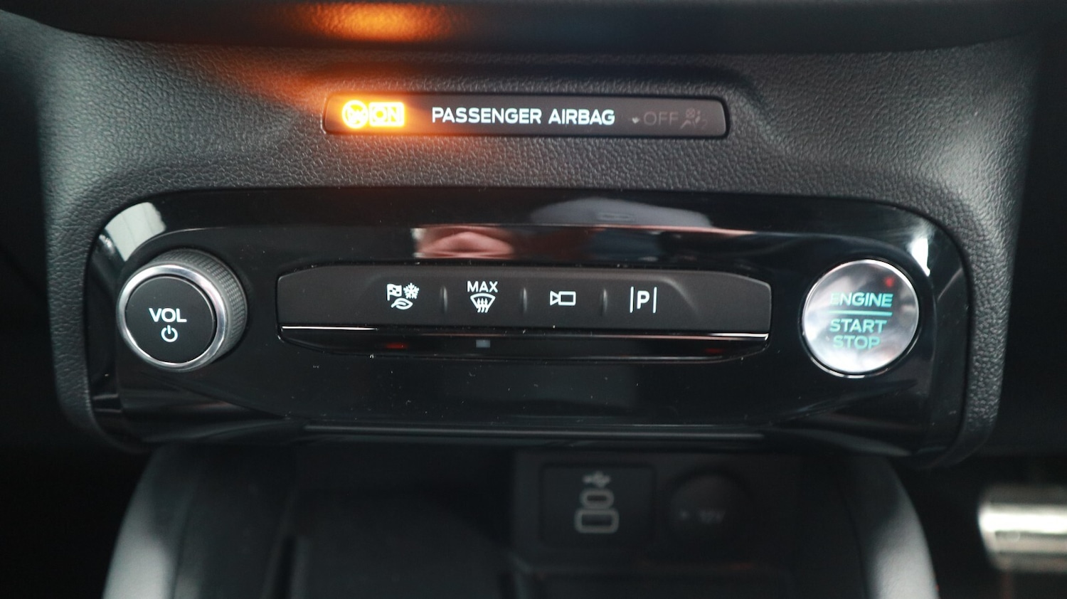 Used Ford Kuga 2024 for sale - 77115981: Photo 32