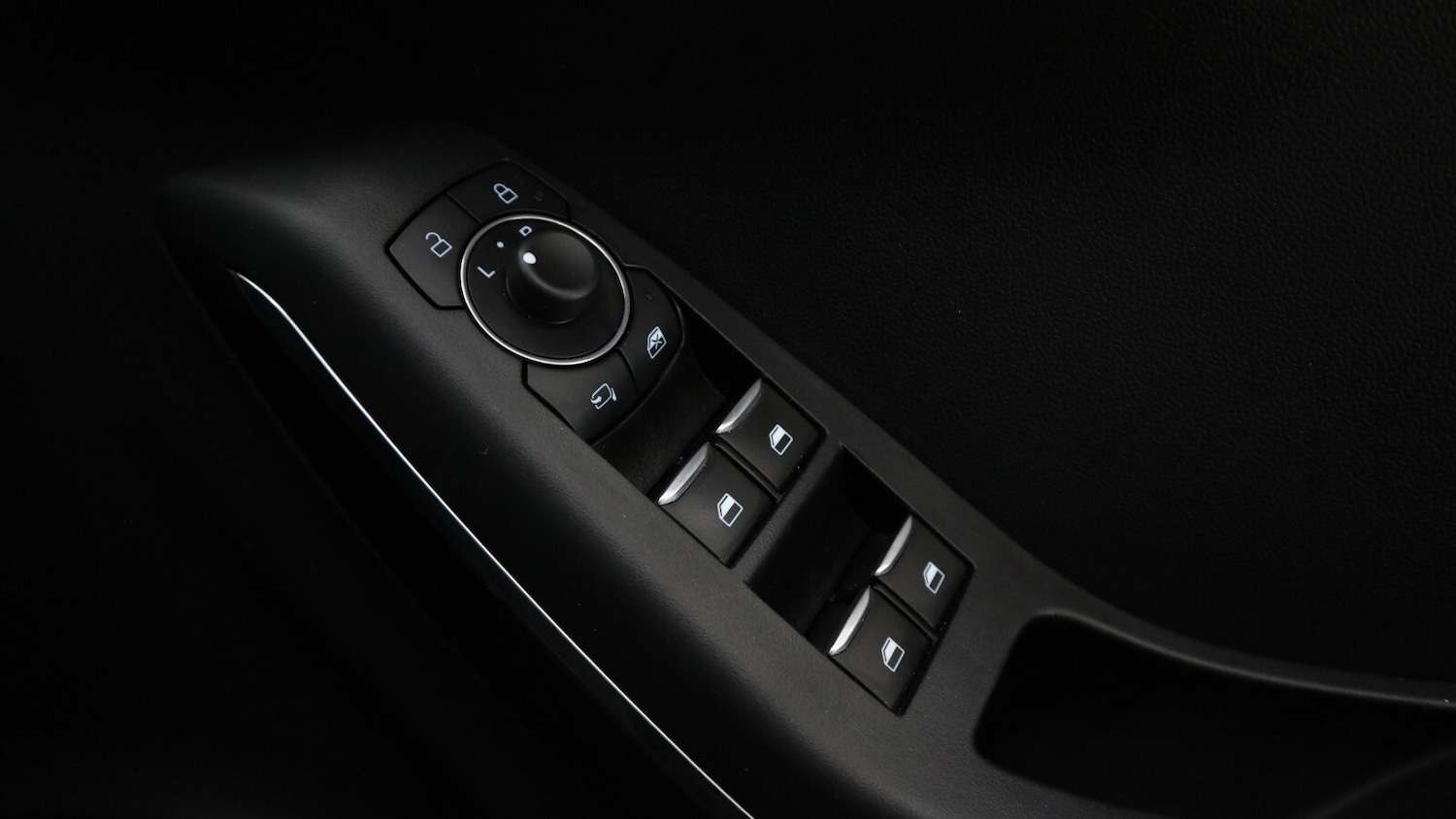 Used Ford Puma 2023 for sale - 76818271: Photo 40