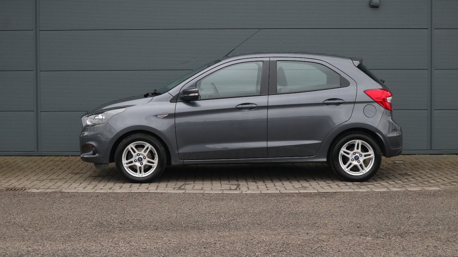 Used Ford Ka+ 2017 for sale - 77762697: Photo 4