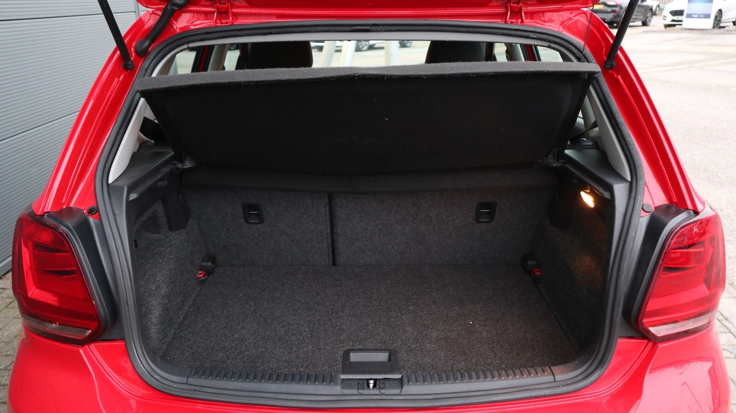 Used Volkswagen Polo 2016 for sale - 77244658: Photo 19