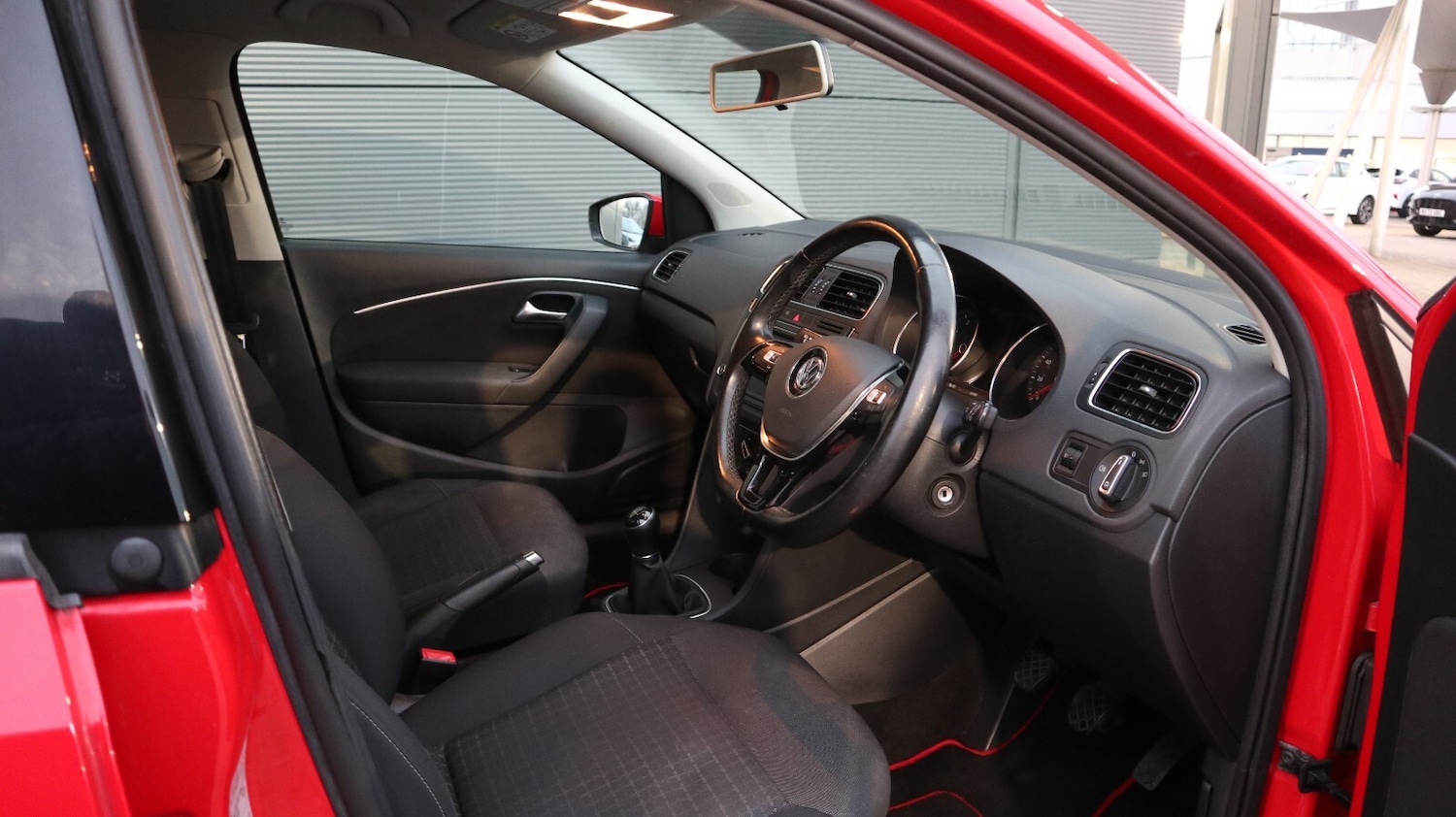 Used Volkswagen Polo 2016 for sale - 77244658: Photo 21