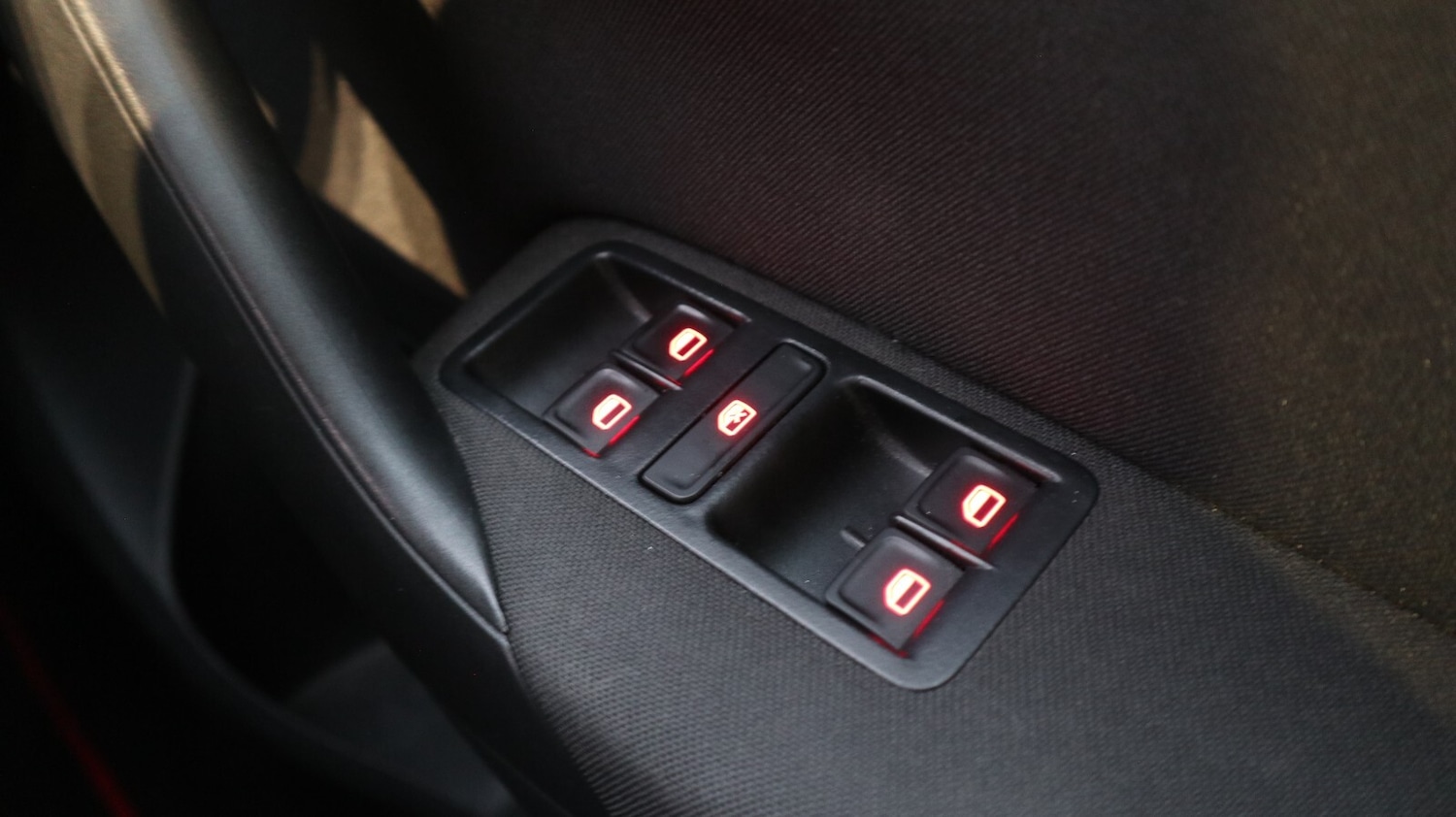 Used Volkswagen Polo 2016 for sale - 77244658: Photo 34