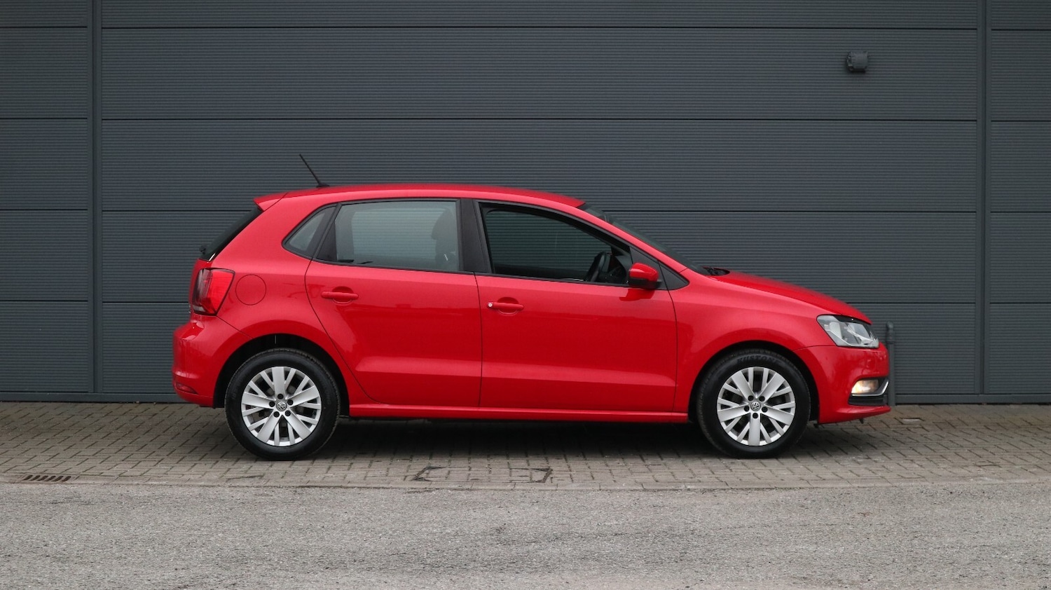 Used Volkswagen Polo 2016 for sale - 77244658: Photo 8