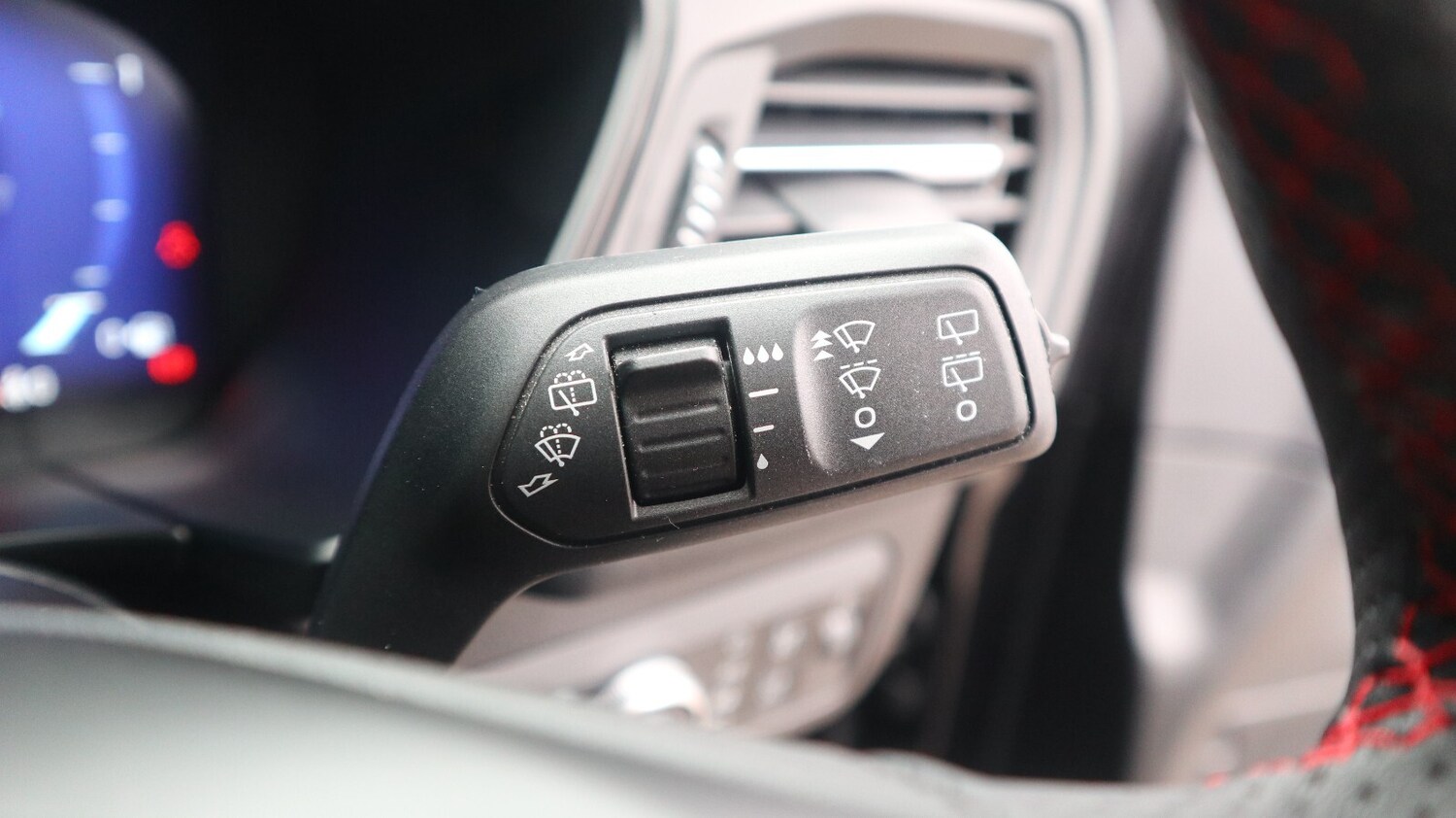 Used Ford Kuga 2023 for sale - 77899011: Photo 31