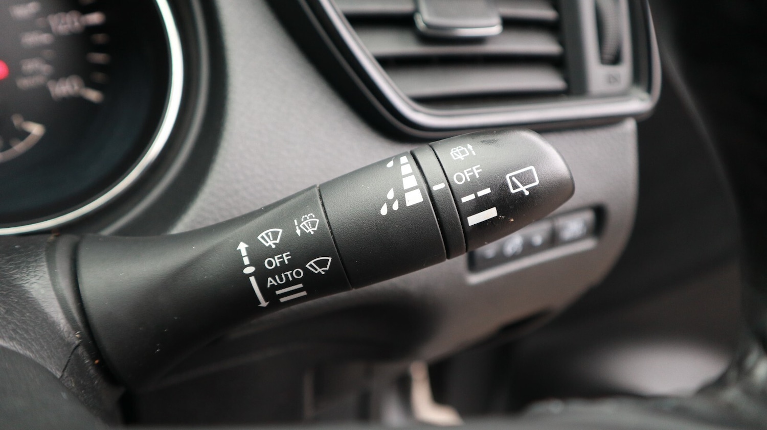 Used Nissan X-Trail 2020 for sale - 77428063: Photo 32