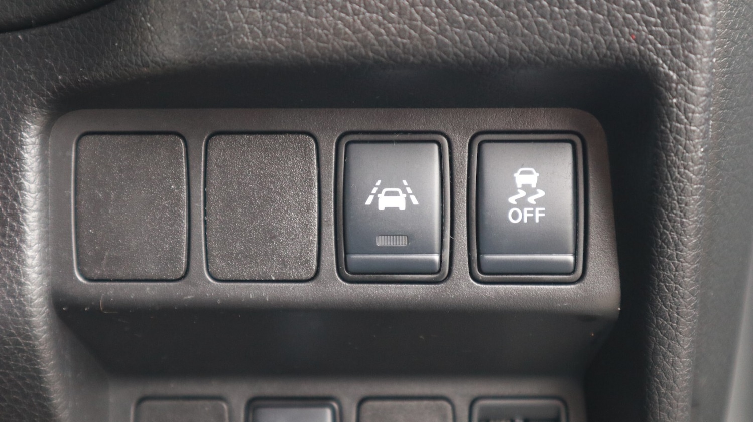 Used Nissan X-Trail 2020 for sale - 77428063: Photo 40