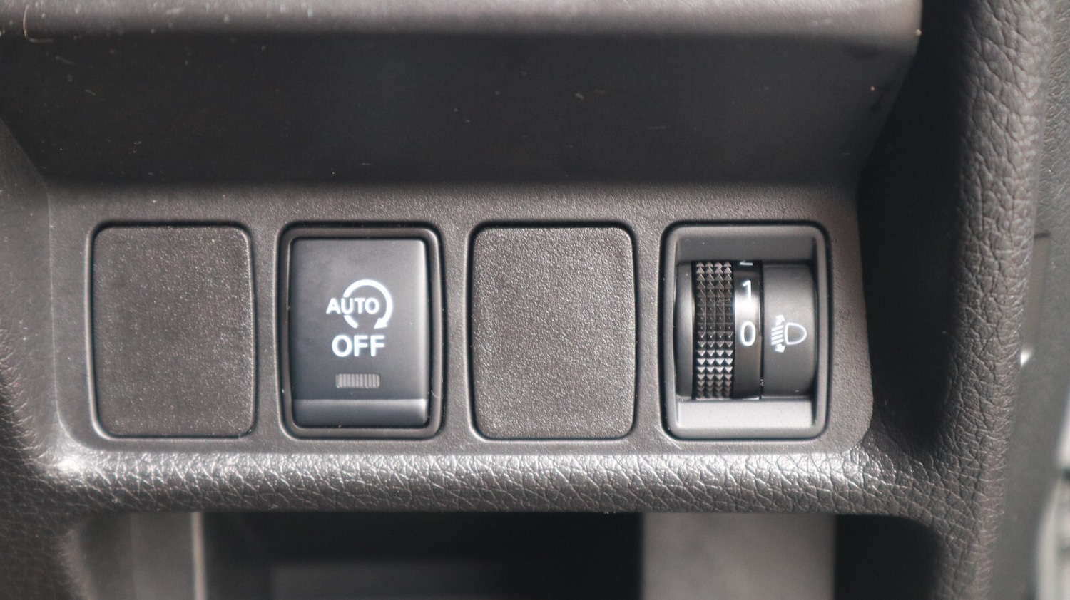 Used Nissan X-Trail 2020 for sale - 77428063: Photo 41