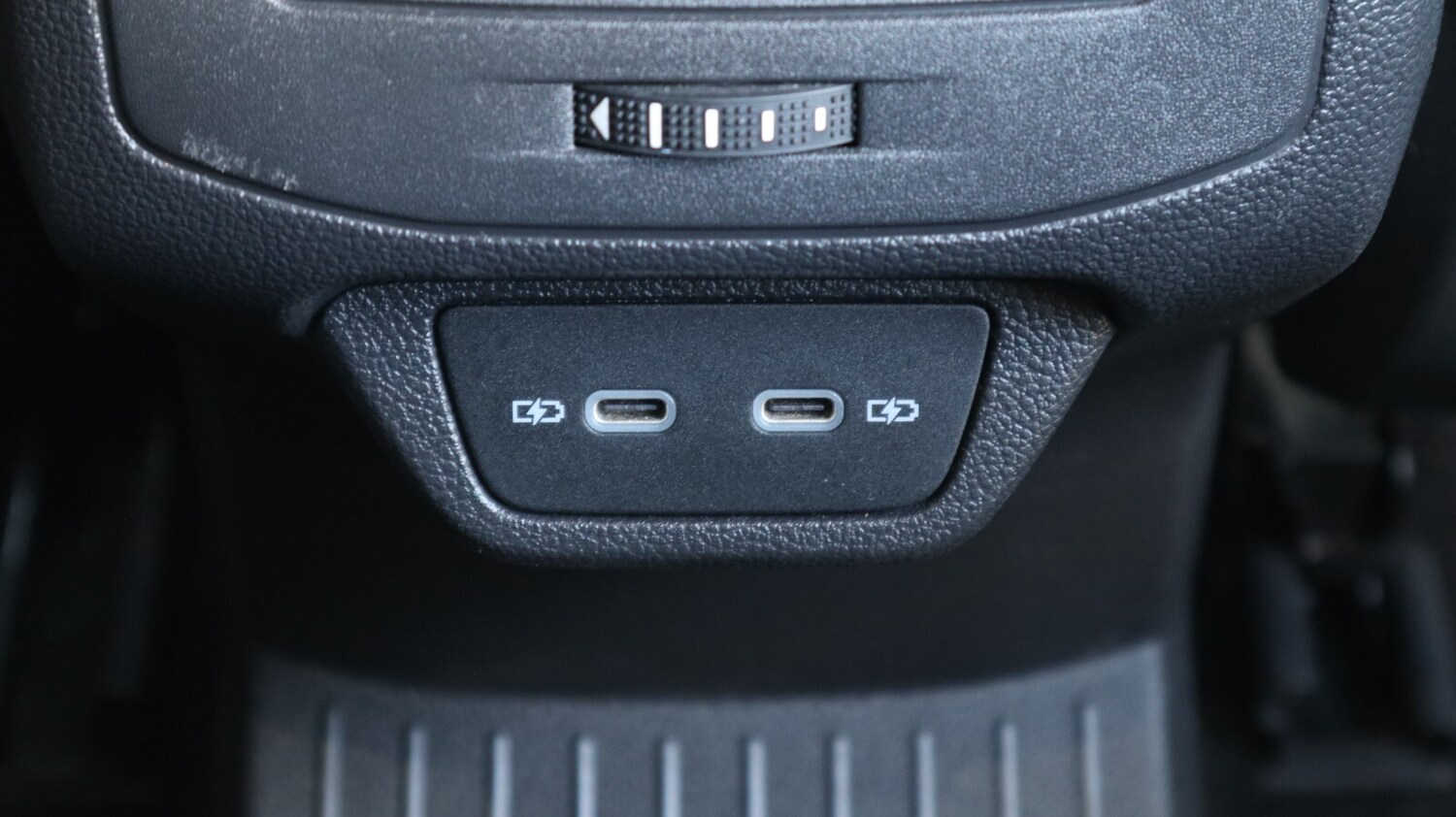 Used Volkswagen T-Roc 2021 for sale - 76818294: Photo 36