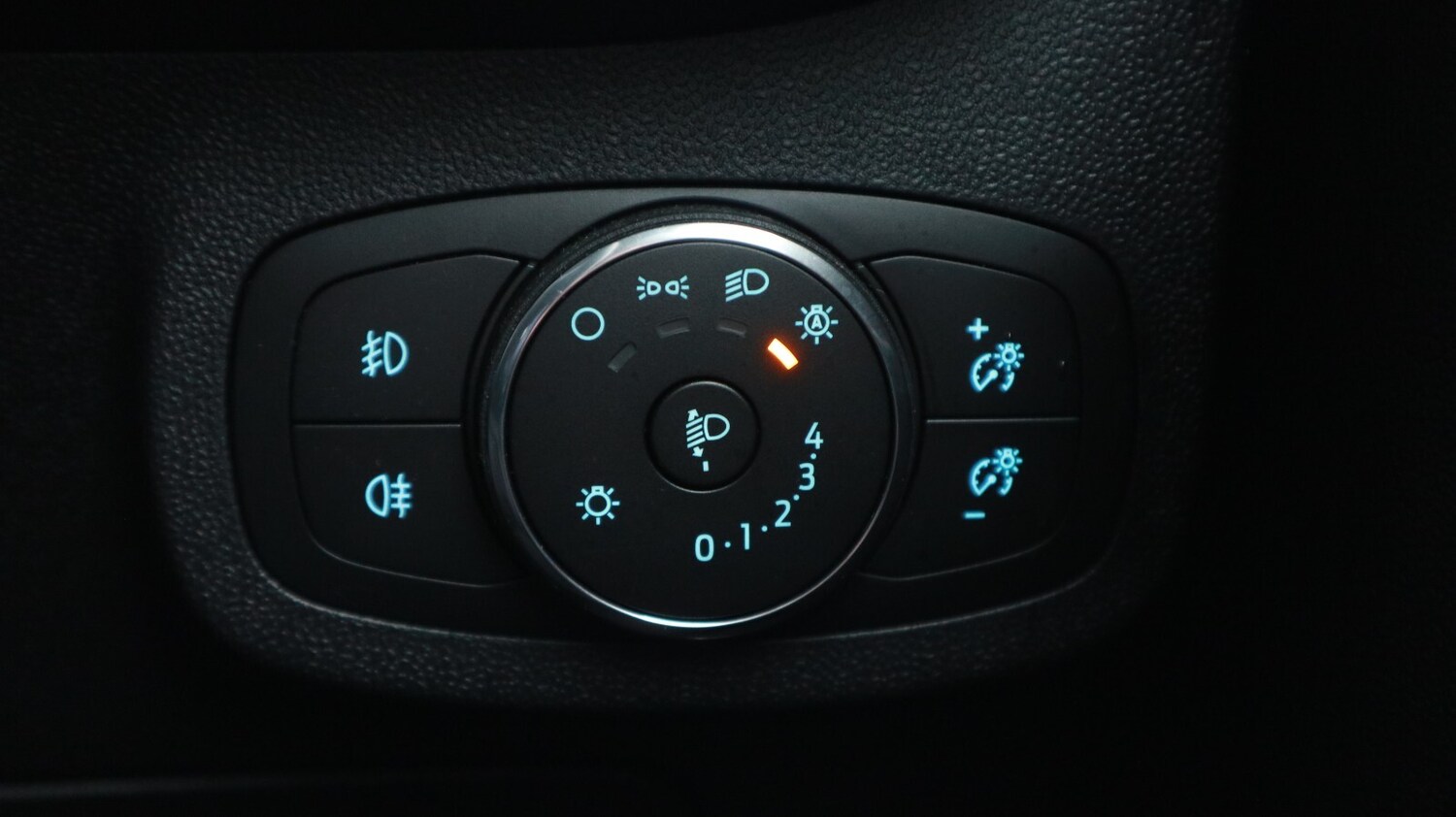 Used Ford Fiesta 2023 for sale - 77010332: Photo 36