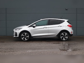 Used Ford Fiesta 2023 for sale - 77010332: Photo