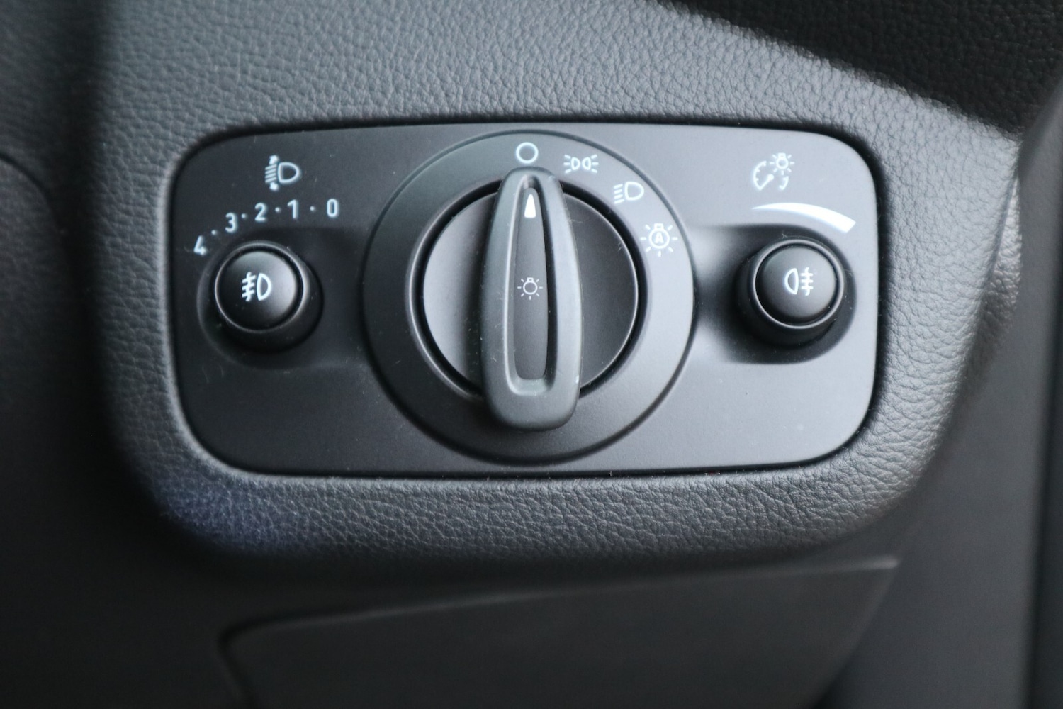 Used Ford Kuga 2018 for sale - 77031336: Photo 29