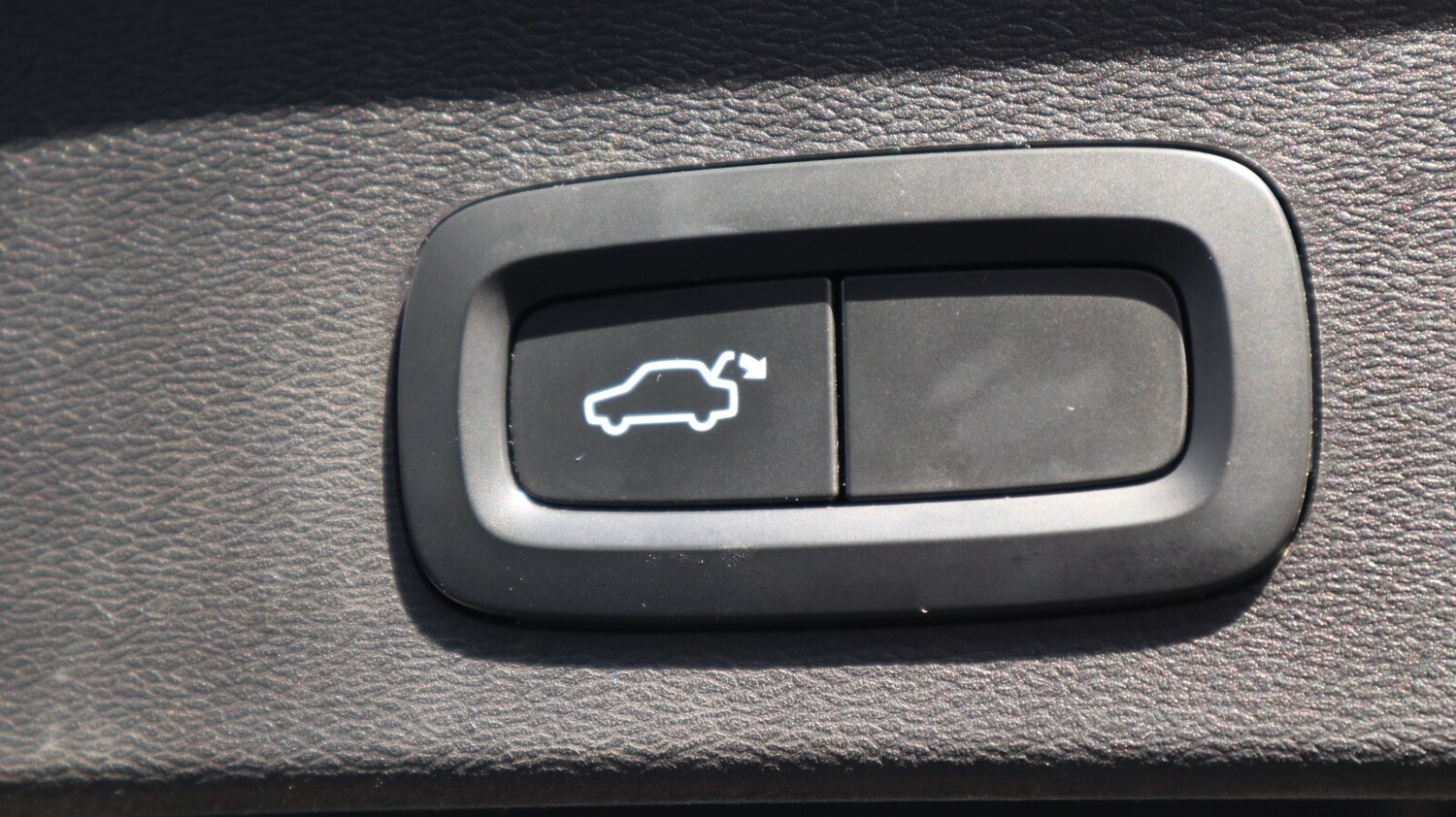 Used Volvo XC40 2021 for sale - 78158809: Photo 20