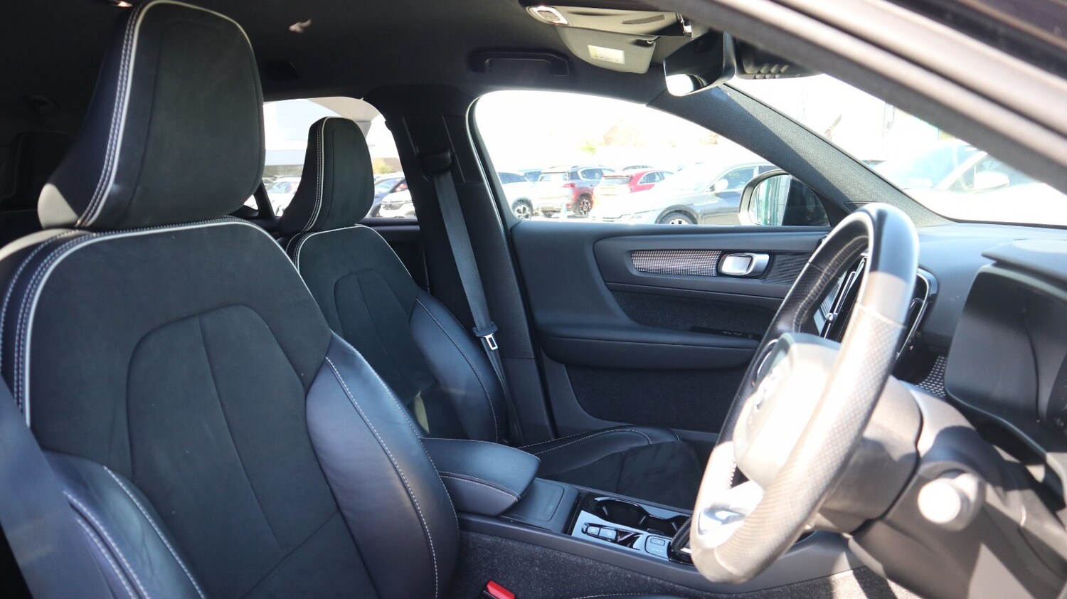 Used Volvo XC40 2021 for sale - 78158809: Photo 21