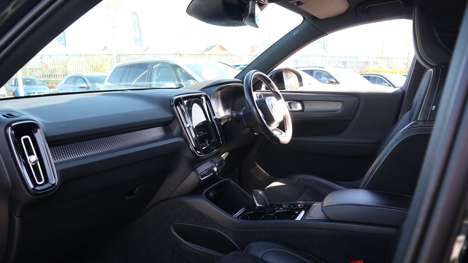 Used Volvo XC40 2021 for sale - 78158809: Photo 23