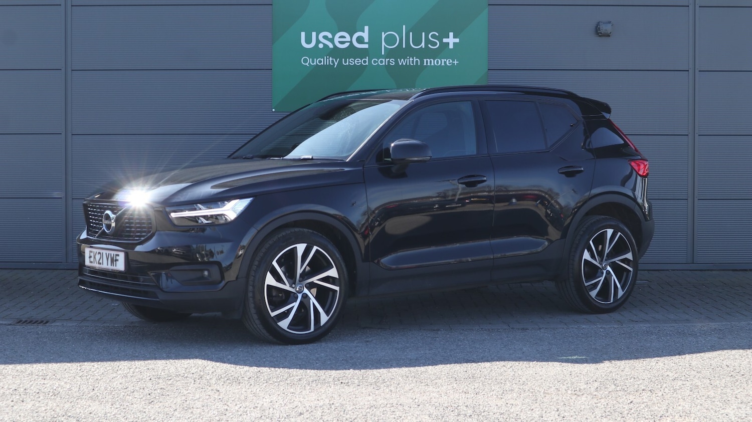 Used Volvo XC40 2021 for sale - 78158809: Photo 3