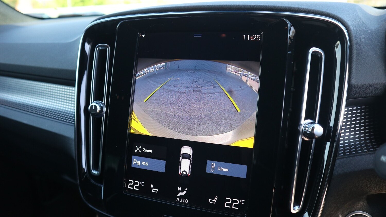 Used Volvo XC40 2021 for sale - 78158809: Photo 34