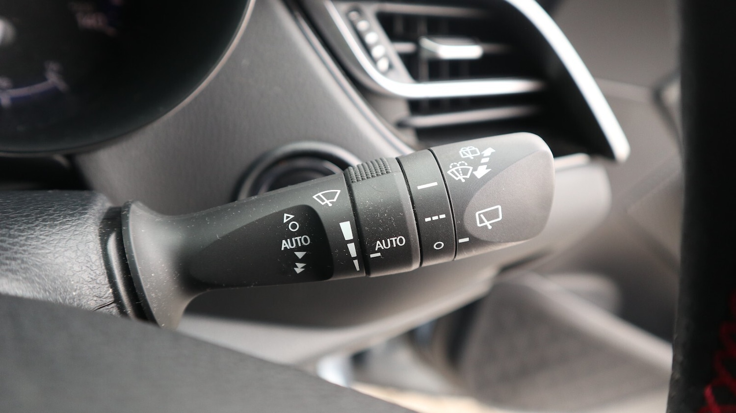 Used Toyota C-HR 2023 for sale - 77771187: Photo 29