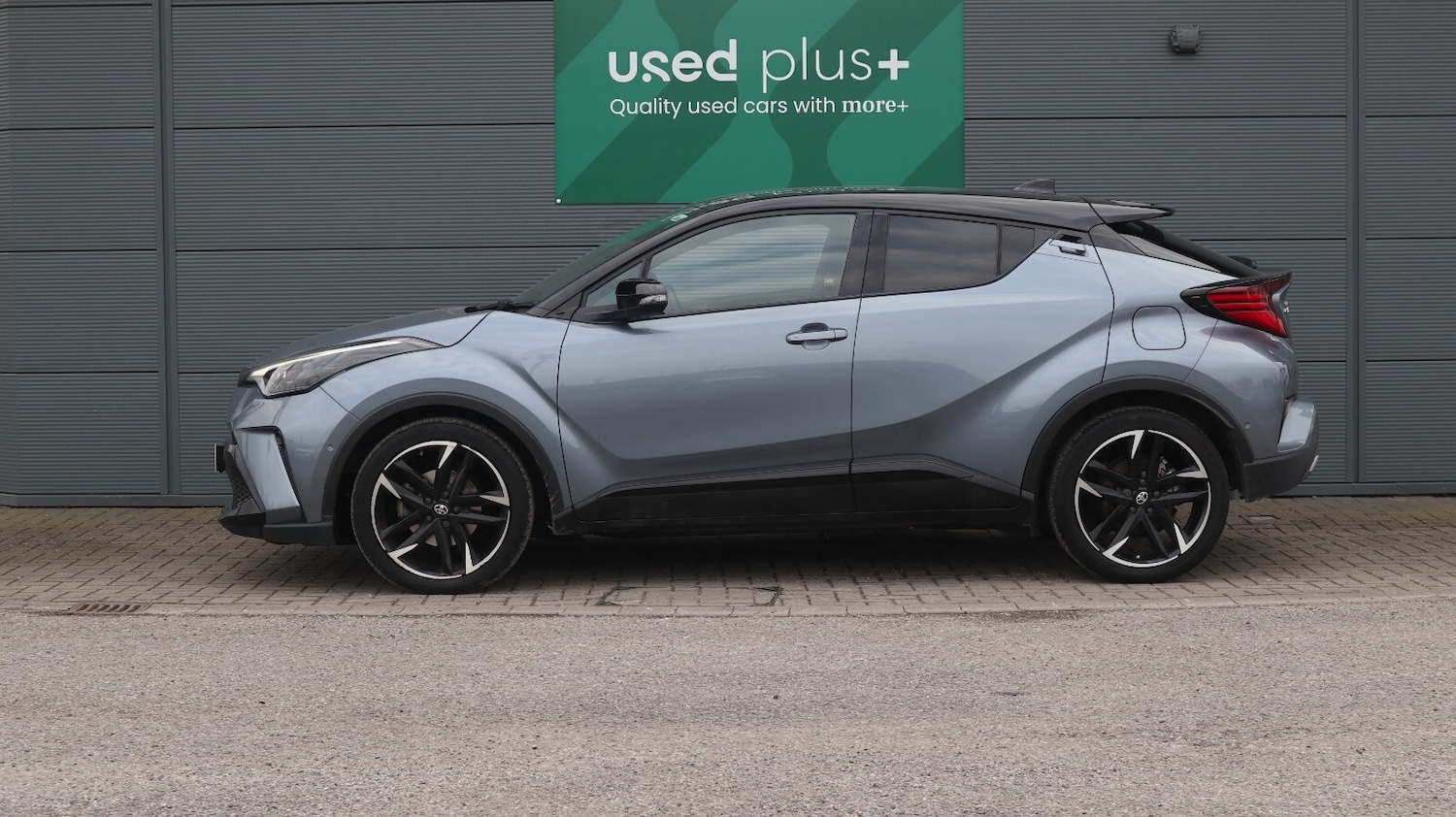 Used Toyota C-HR 2023 for sale - 77771187: Photo 4