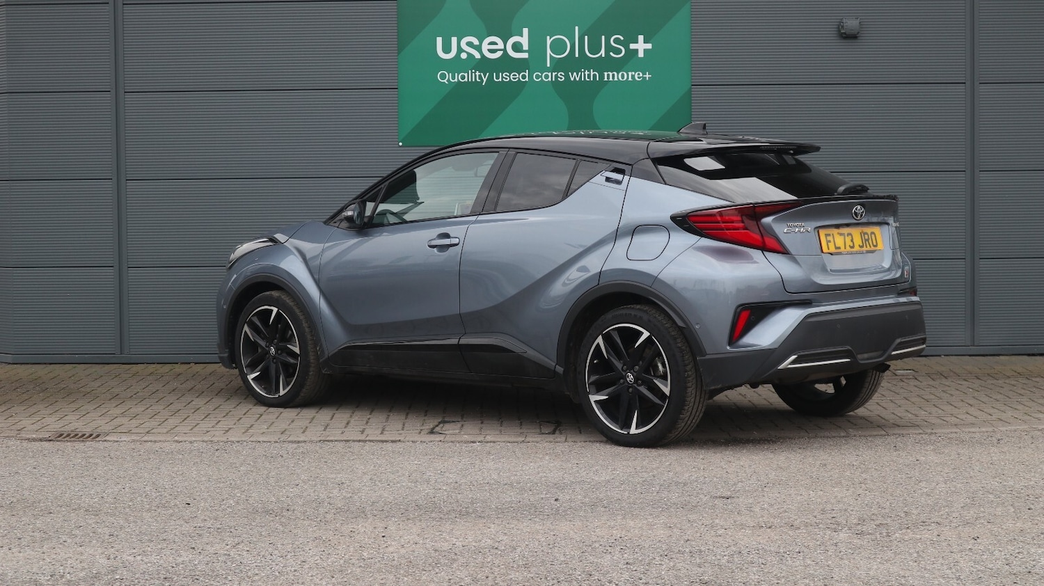 Used Toyota C-HR 2023 for sale - 77771187: Photo 5