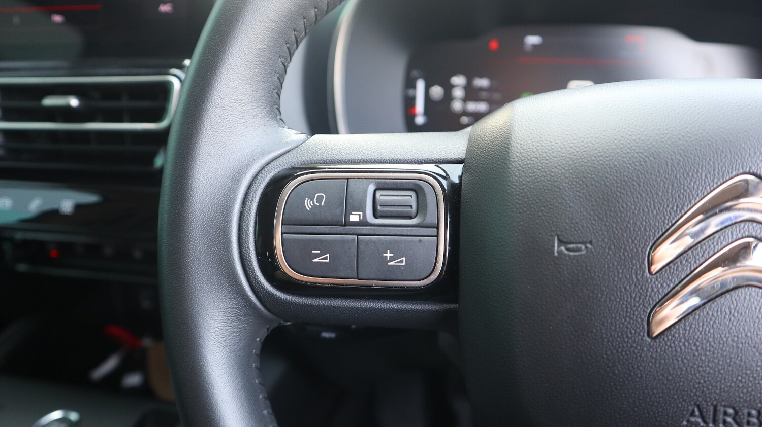 Used Citroen C5 Aircross 2023 for sale - 77428106: Photo 24