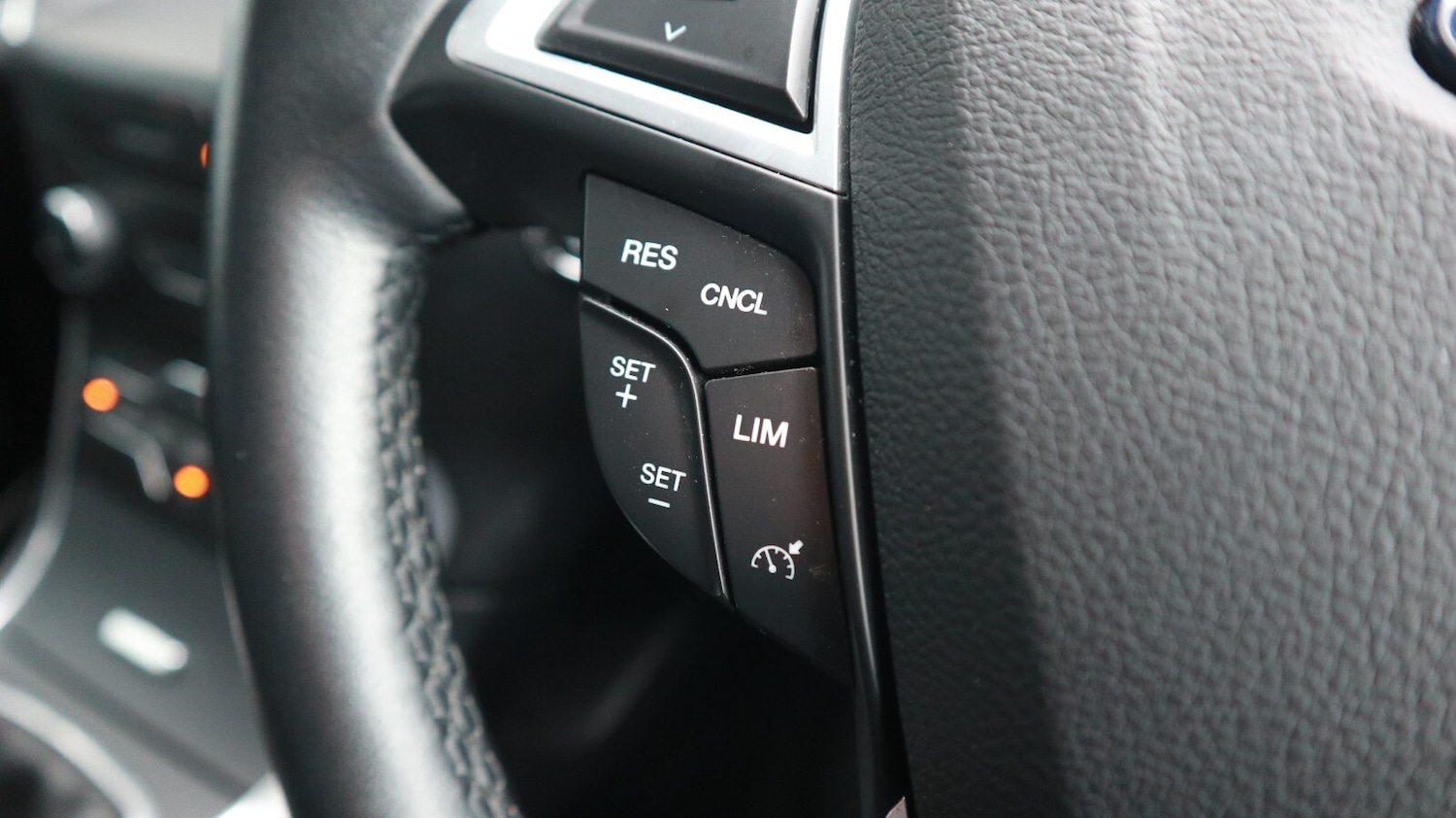 Used Ford S-Max 2020 for sale - 76818230: Photo 28