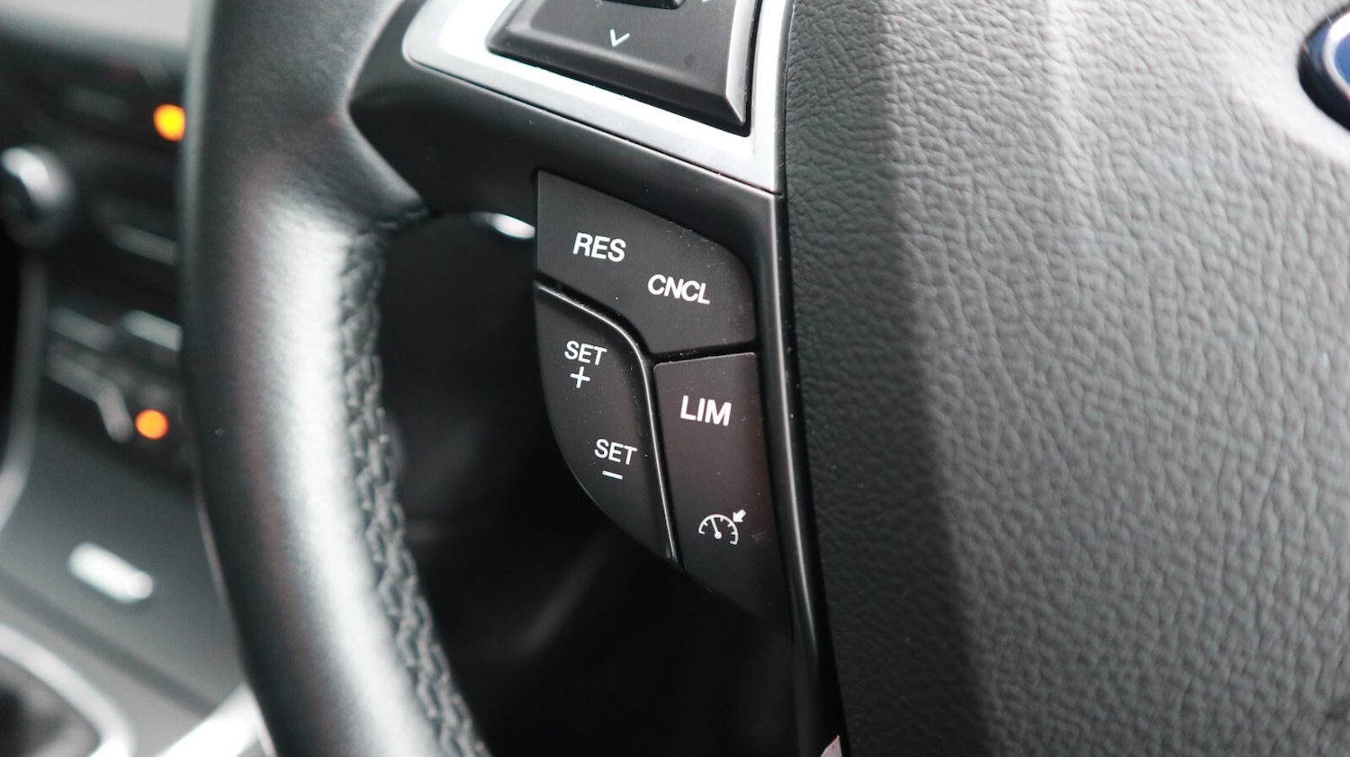 Used Ford S-Max 2020 for sale - 76818230: Photo 32