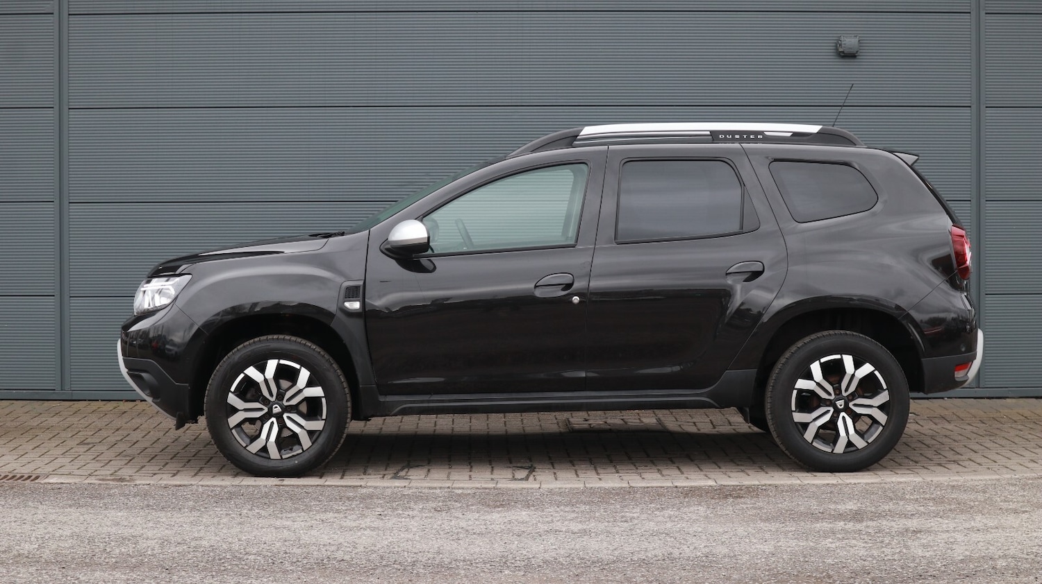 Used Dacia Duster 2022 for sale - 77917885: Photo 4