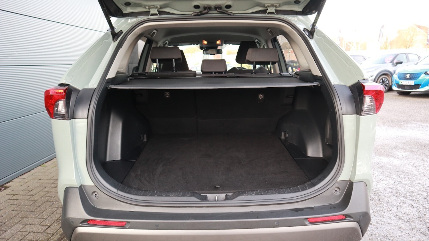 Used Toyota RAV4 2021 for sale - 77160687: Photo 20