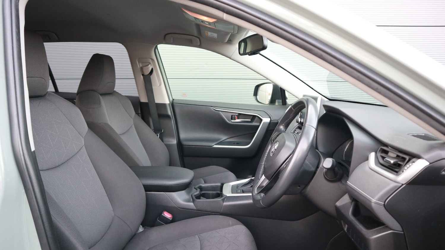 Used Toyota RAV4 2021 for sale - 77160687: Photo 21