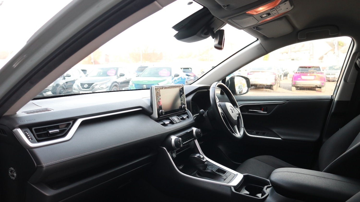 Used Toyota RAV4 2021 for sale - 77160687: Photo 24