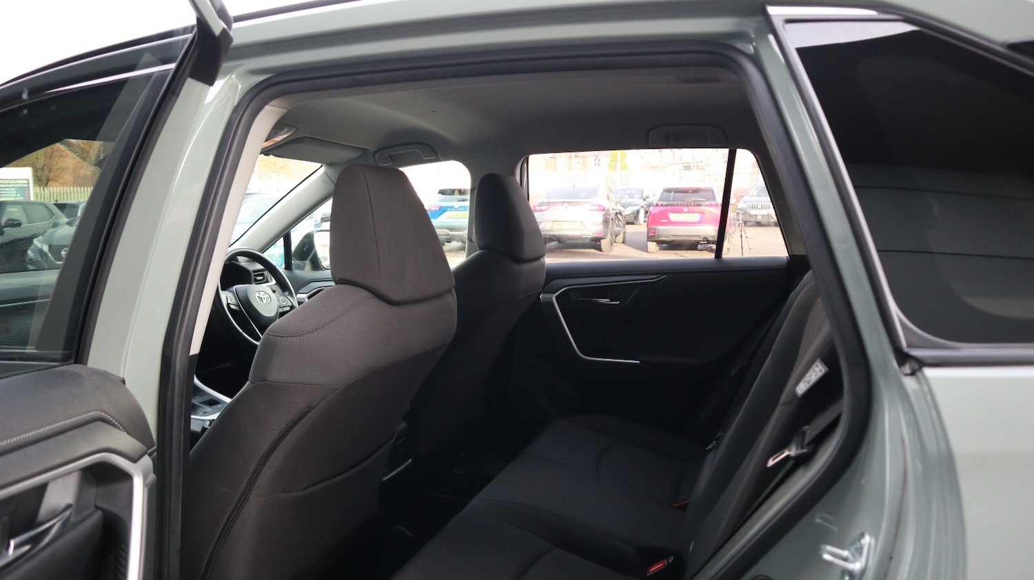 Used Toyota RAV4 2021 for sale - 77160687: Photo 25