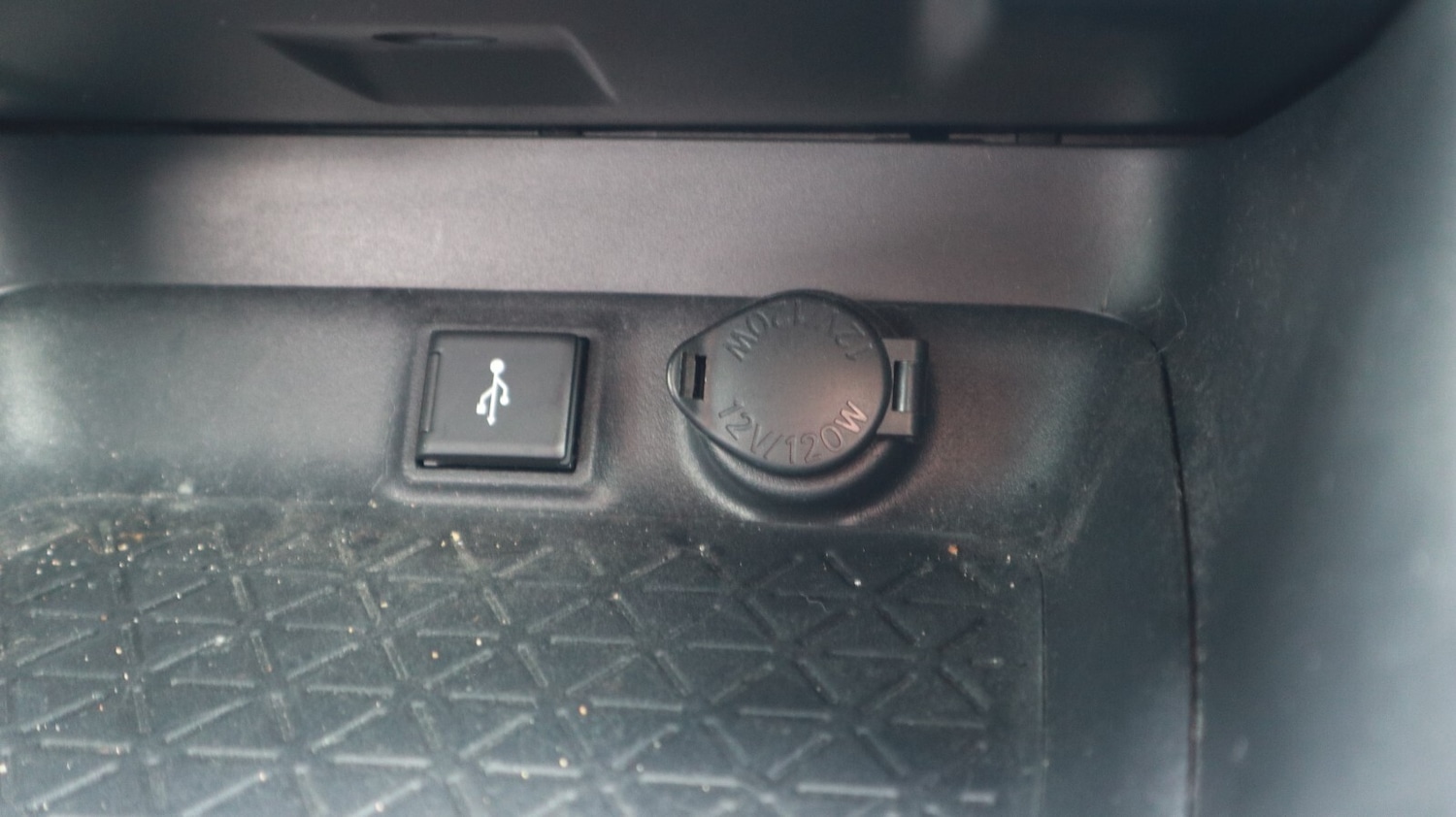 Used Toyota RAV4 2021 for sale - 77160687: Photo 36