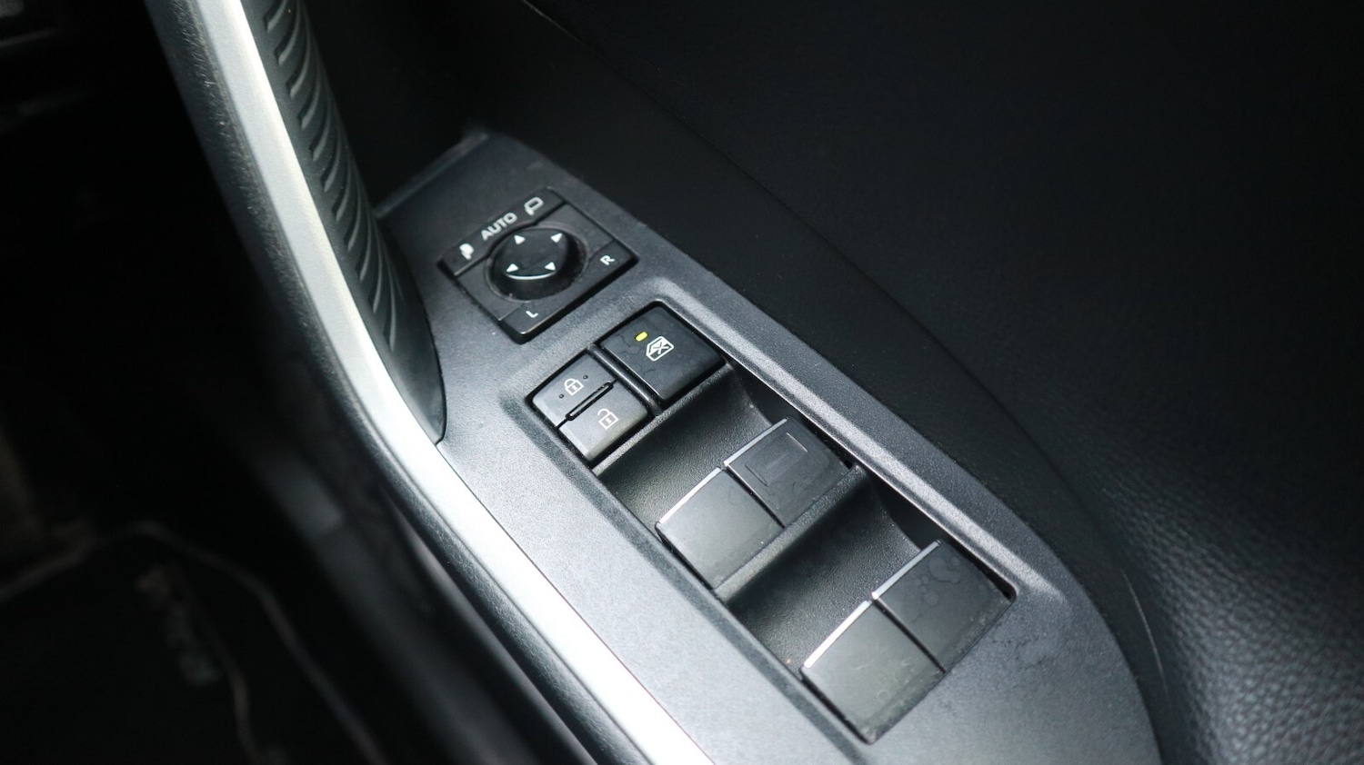 Used Toyota RAV4 2021 for sale - 77160687: Photo 39