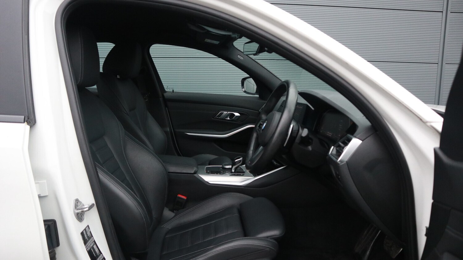 Used BMW 3 Series 2020 for sale - 76818173: Photo 21