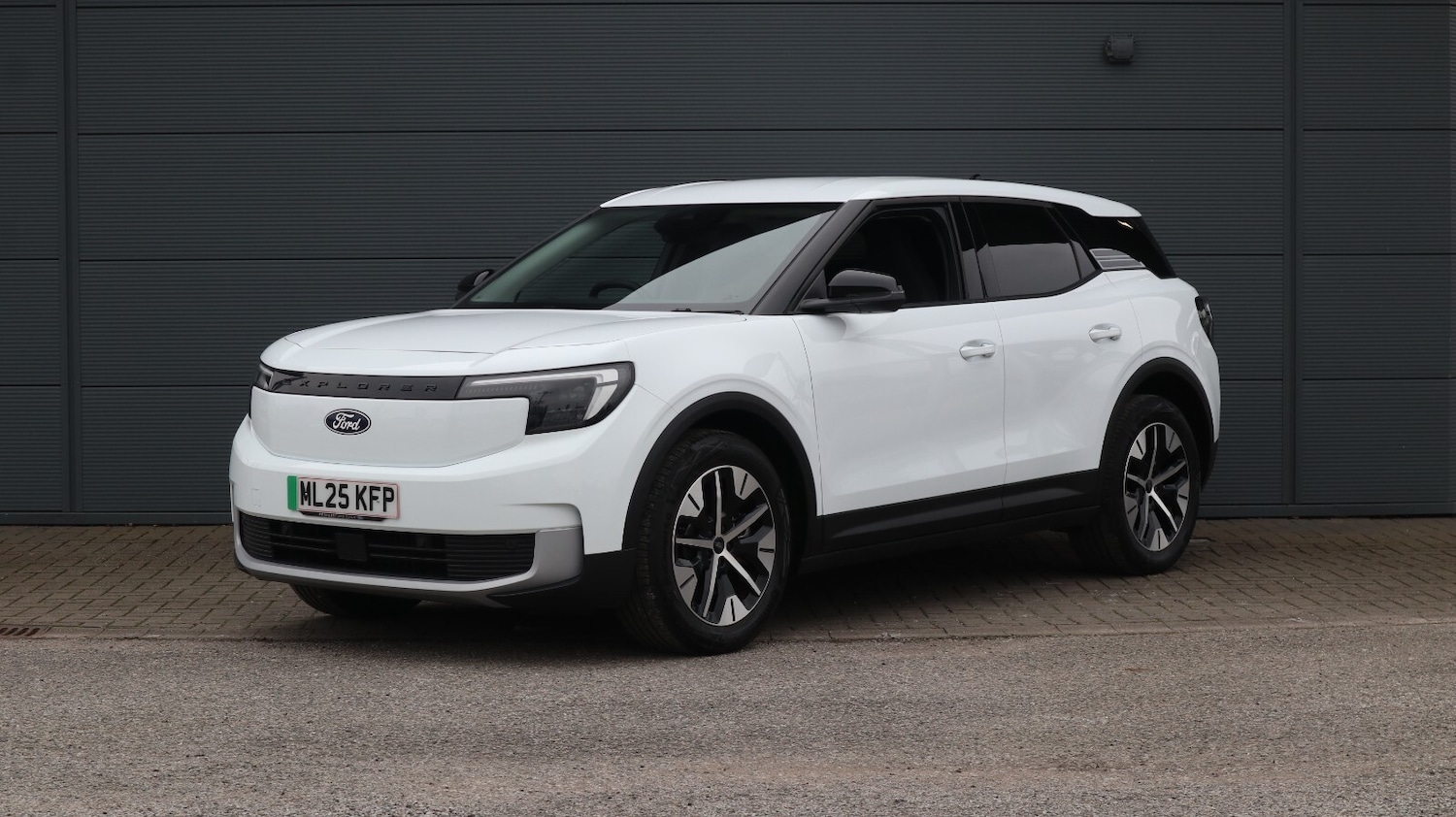 Used Ford Explorer 2025 for sale - 76977787: Photo 3