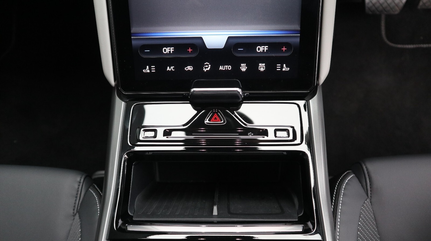 Used Ford Explorer 2025 for sale - 76977787: Photo 33