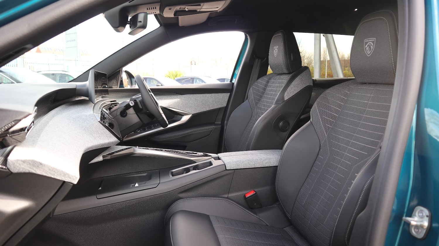 Used Peugeot 5008 2025 for sale - 78009038: Photo 25