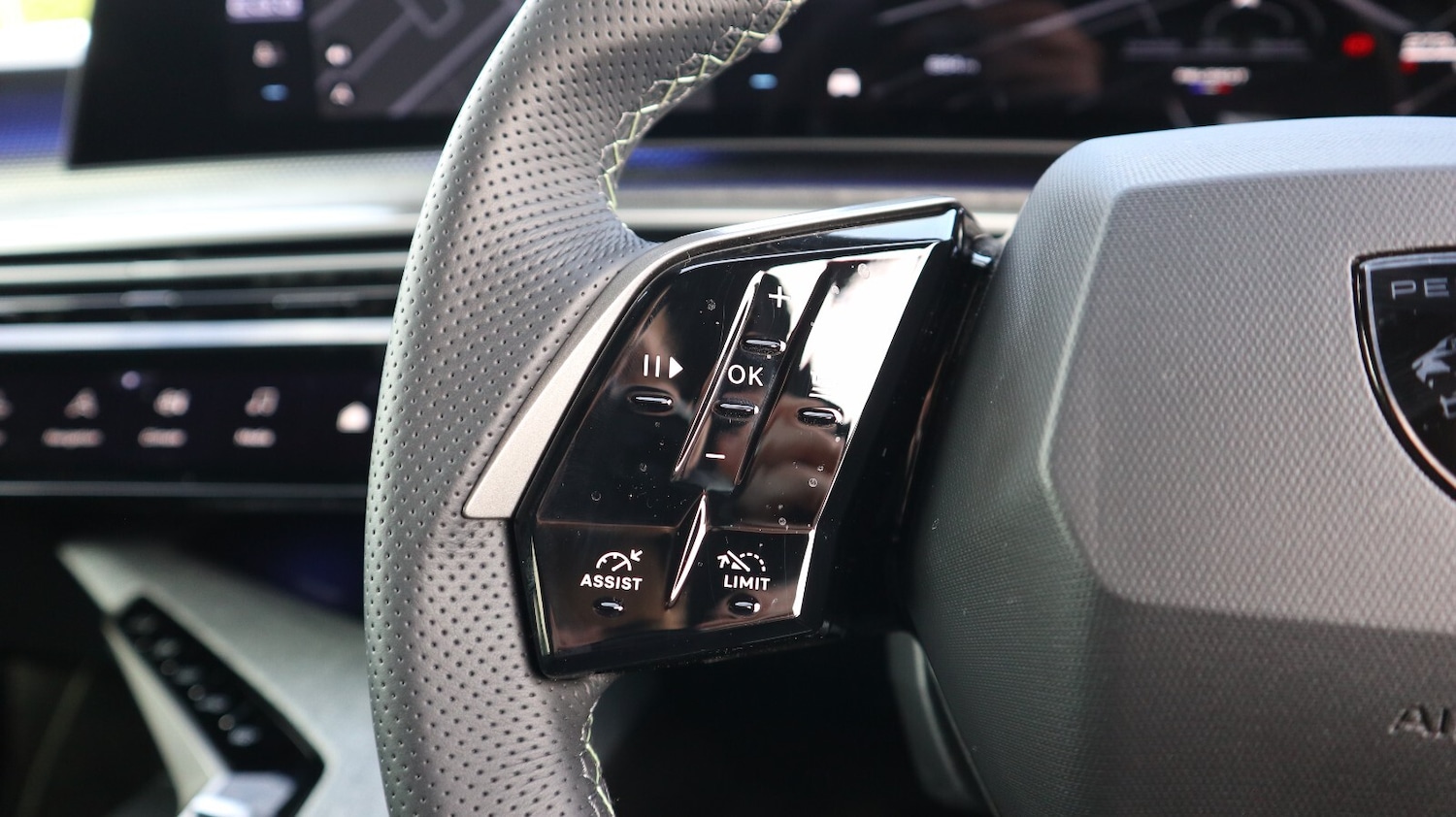 Used Peugeot 5008 2025 for sale - 78009038: Photo 33