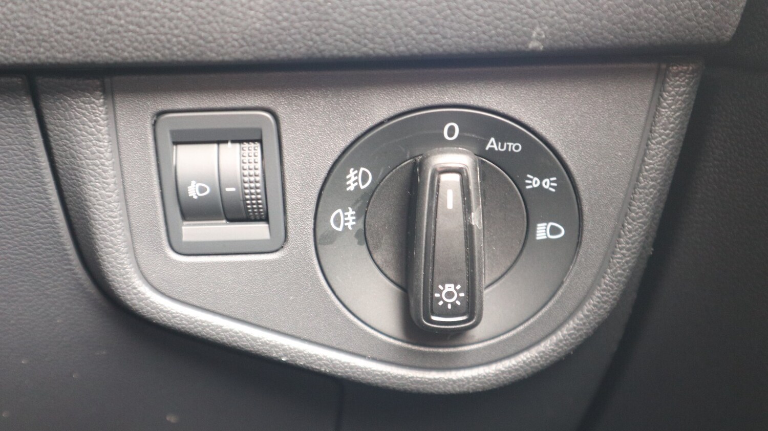 Used Volkswagen Taigo 2024 for sale - 77911191: Photo 38