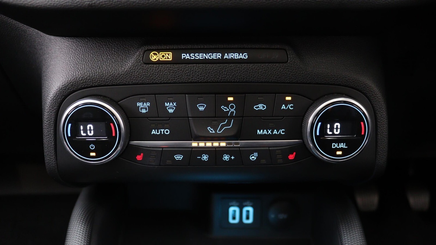 Used Ford Focus 2021 for sale - 76818243: Photo 35