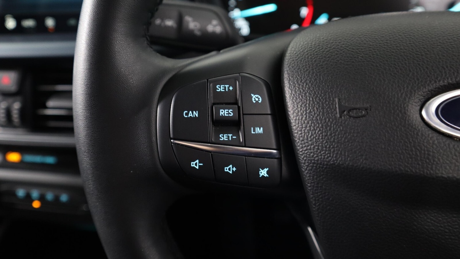 Used Ford Focus 2022 for sale - 76888846: Photo 28