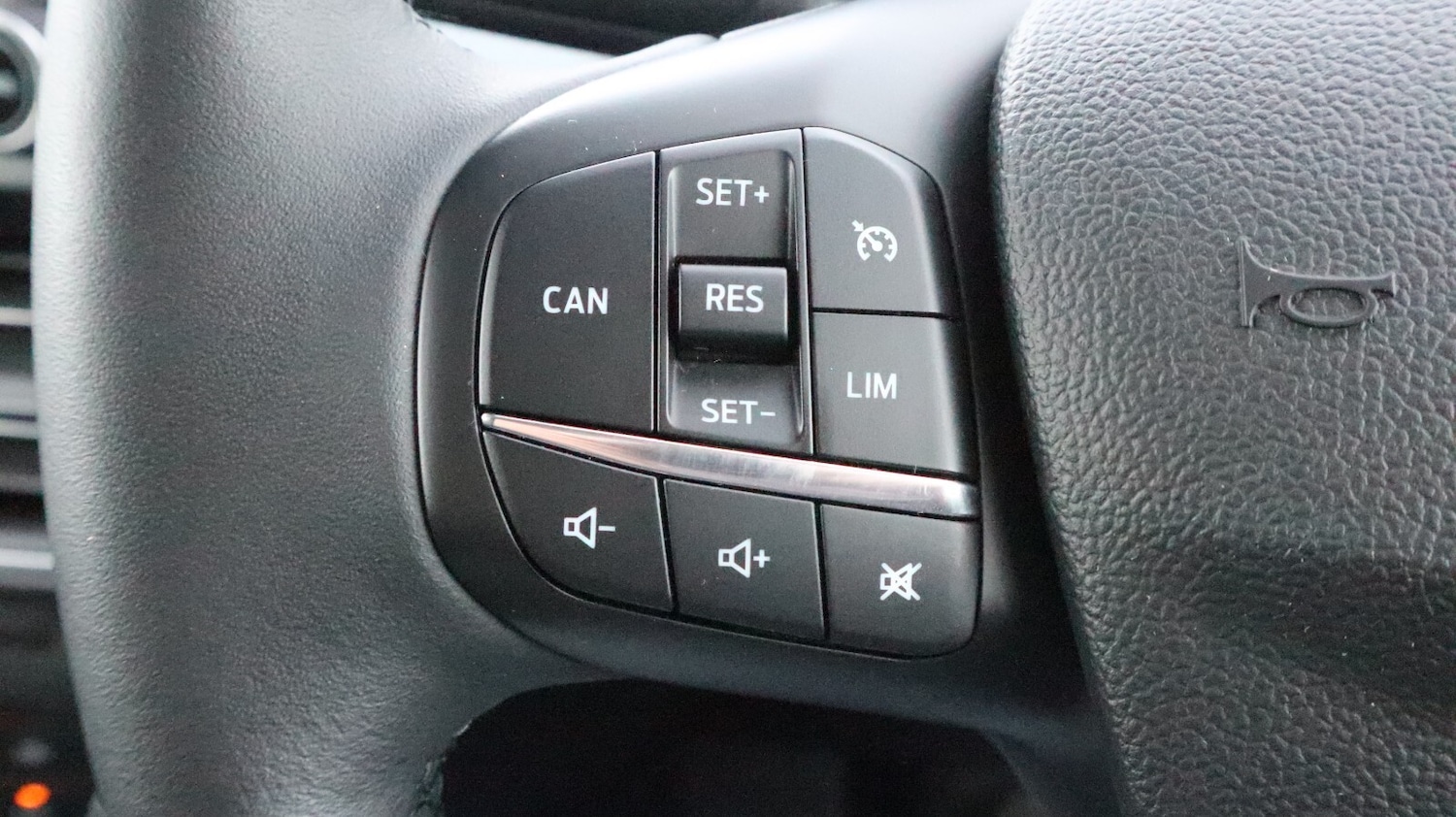 Used Ford Focus 2021 for sale - 76818174: Photo 29